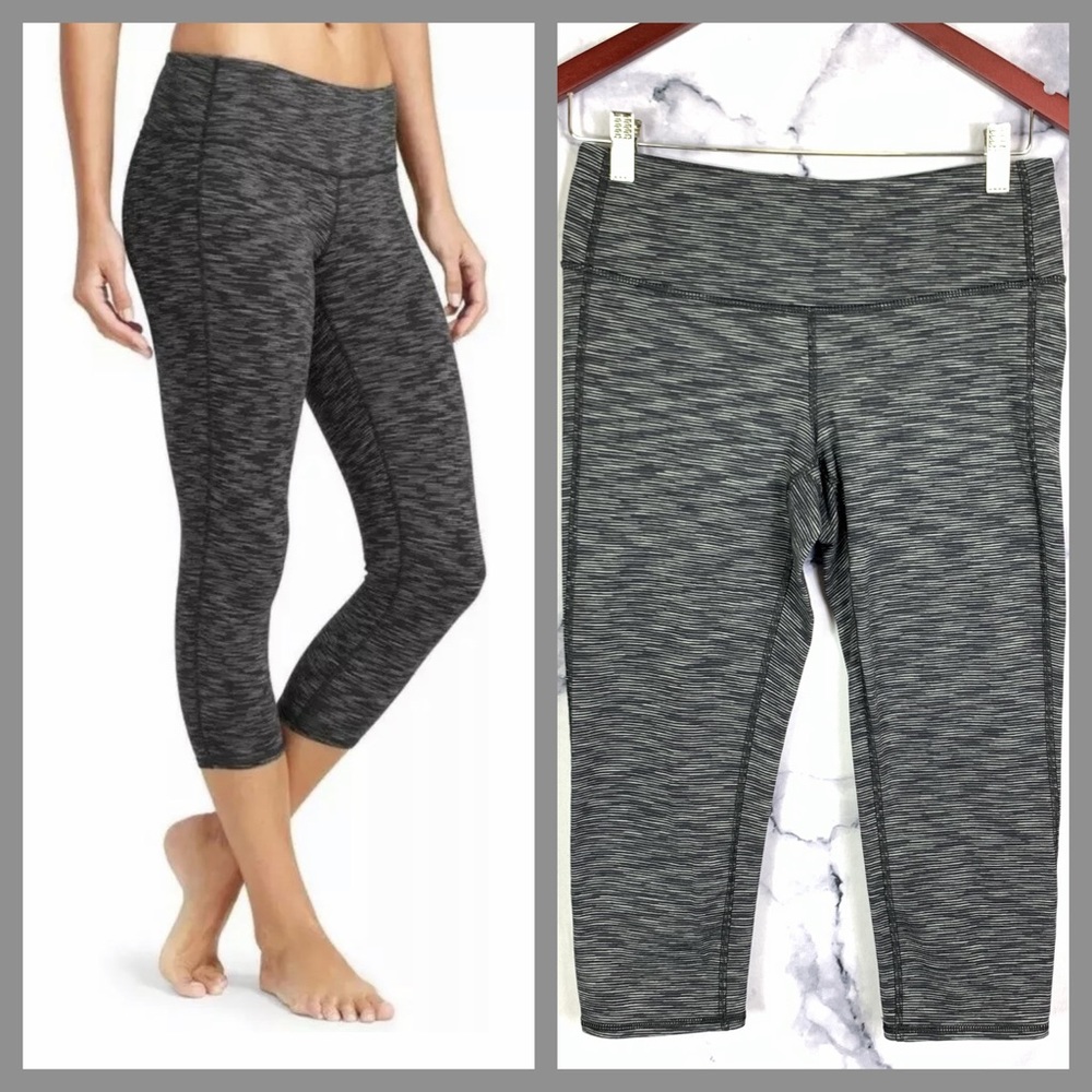 Athleta Energy Chaturanga Capri Crop Legging